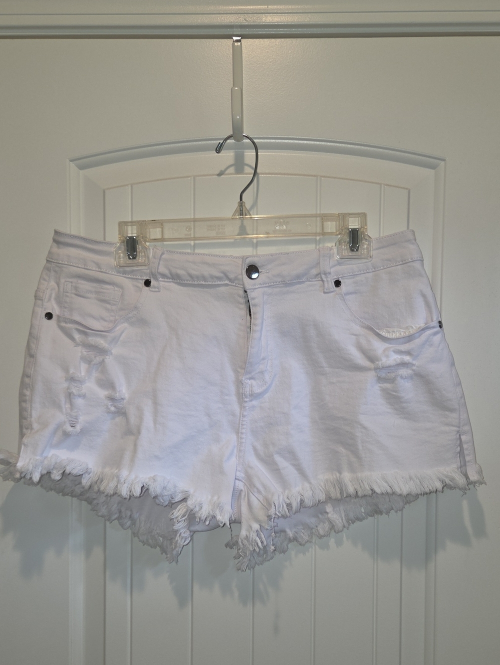 White Frayed Hem Women's Denim Shorts